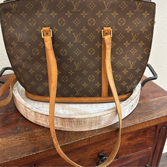Louis Vuitton Shoulder Bag - Picture 2 of 10